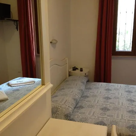 Sonia Hotel *